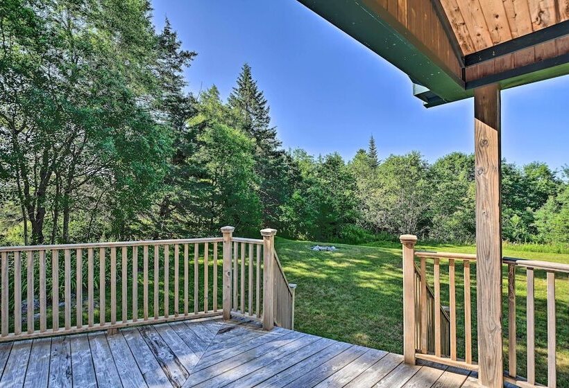 Secluded Surry Hideout W/ Backyard Fire Pit!