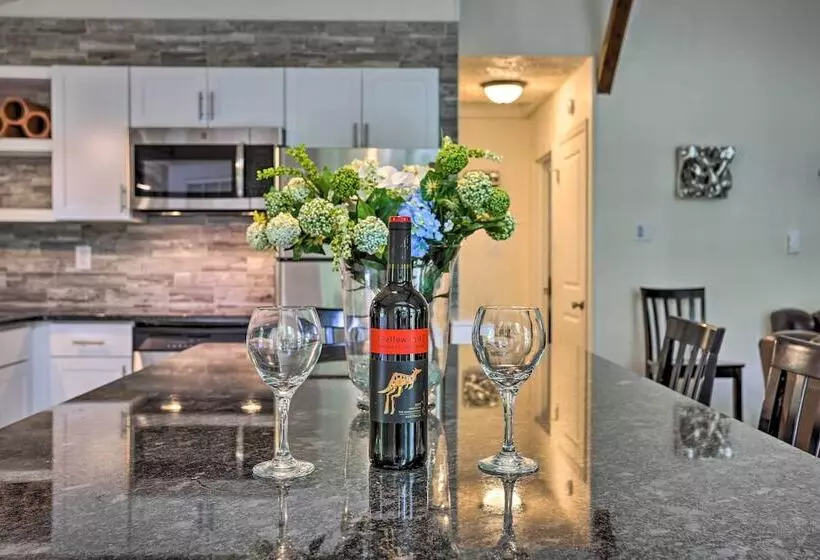 Serene Long Pond Home W/ Game Room & Beach Access!