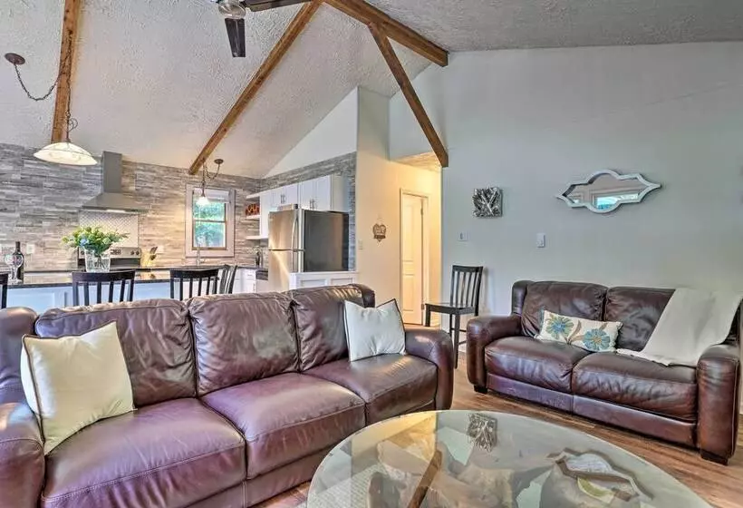 Serene Long Pond Home W/ Game Room & Beach Access!