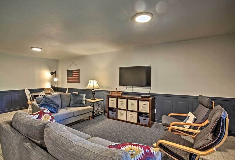 The Innlet    Comfy Cabin By Conkling Marina