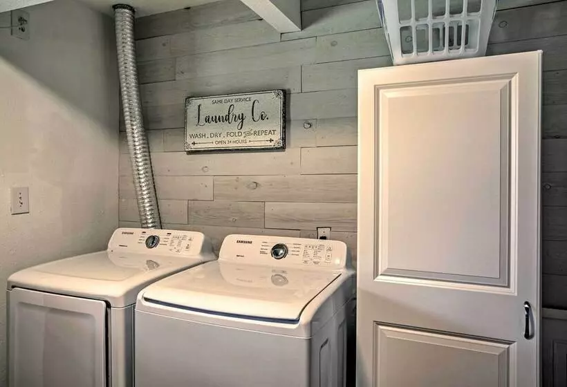 The Innlet    Comfy Cabin By Conkling Marina