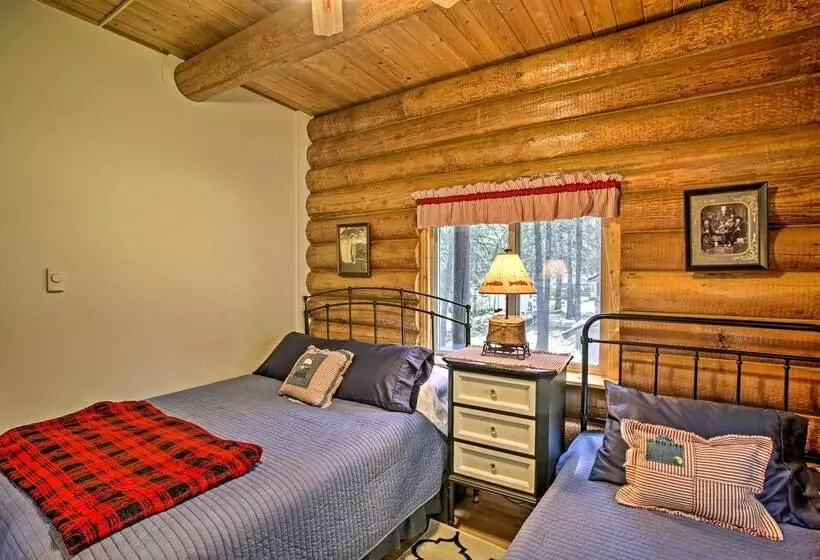 The Innlet    Comfy Cabin By Conkling Marina