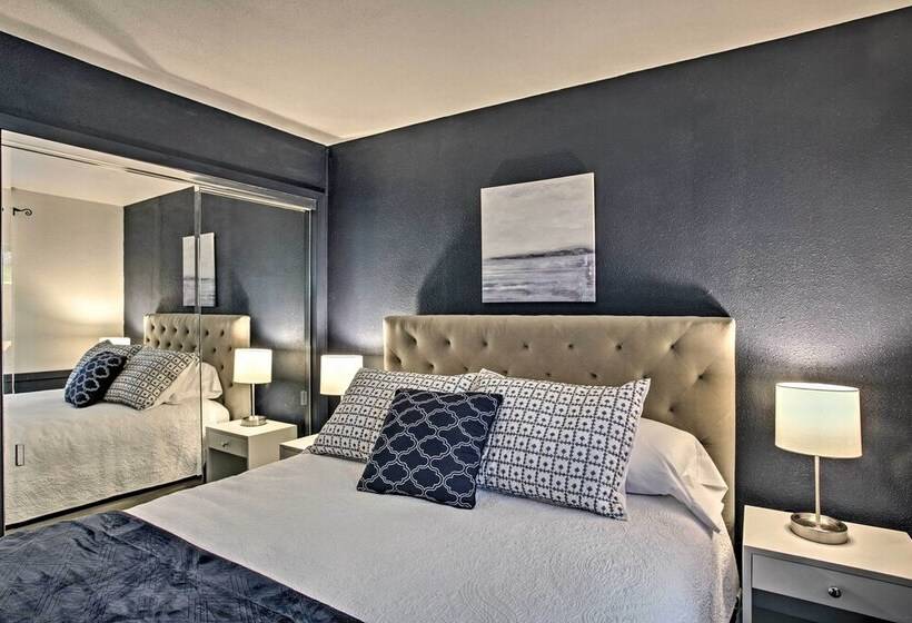 The Innlet    Comfy Cabin By Conkling Marina