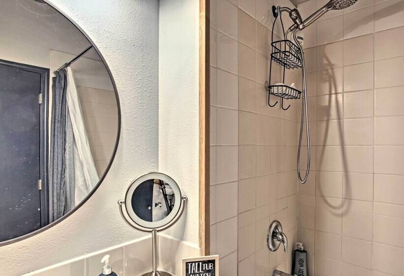 The Innlet    Comfy Cabin By Conkling Marina