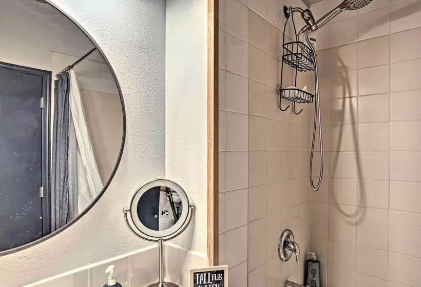 The Innlet    Comfy Cabin By Conkling Marina