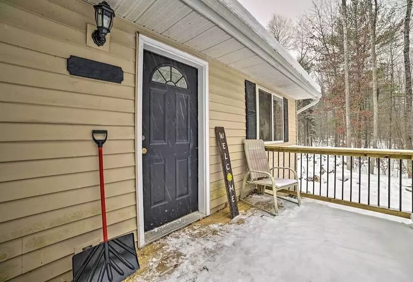 Warm & Welcoming Family Home Near Jose Lake!