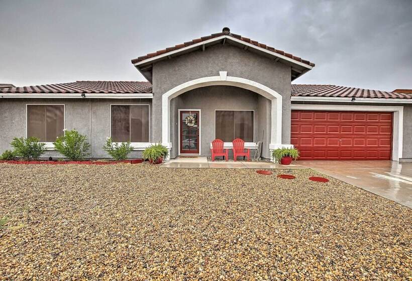 Yuma Retreat W/ Fire Pit In A Golf Course Mecca!