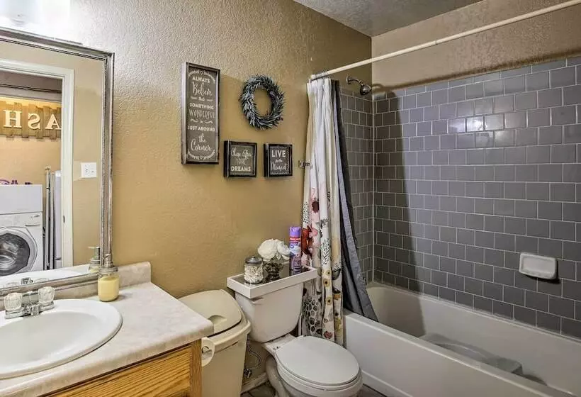 Yuma Retreat W/ Fire Pit In A Golf Course Mecca!