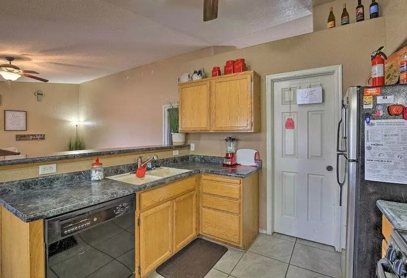 Yuma Retreat W/ Fire Pit In A Golf Course Mecca!