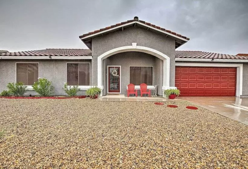 Yuma Retreat W/ Fire Pit In A Golf Course Mecca!