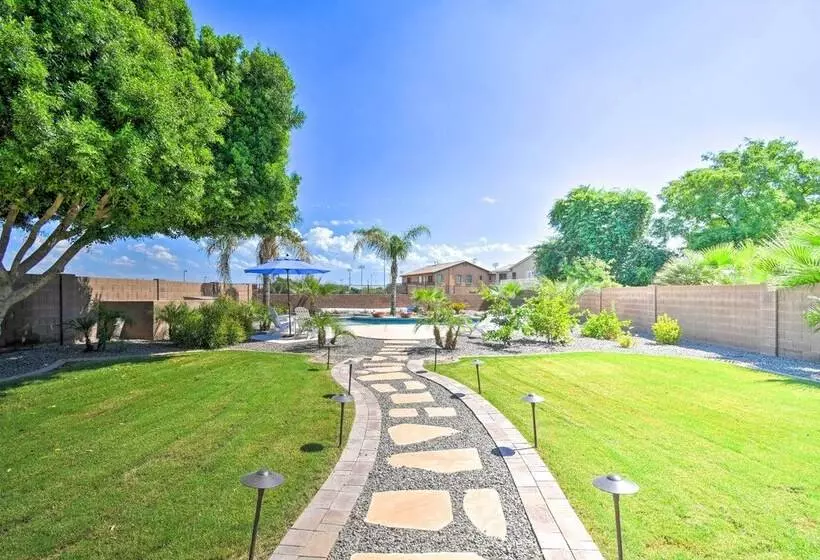 Walk To Surprise Stadium: Villa W/ Covered Patio!