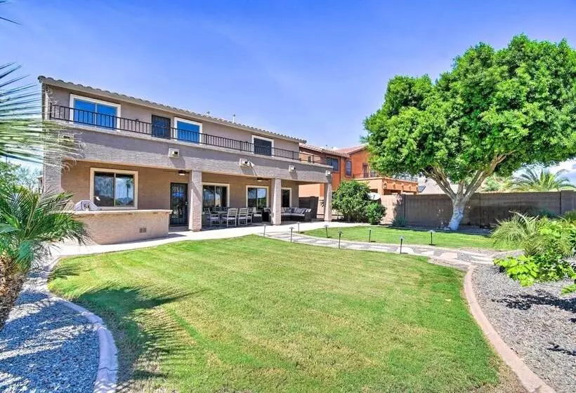 Walk To Surprise Stadium: Villa W/ Covered Patio!