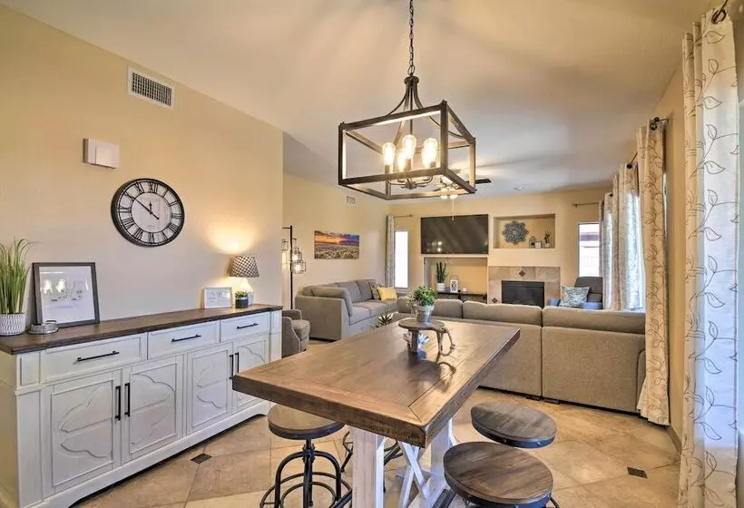 Walk To Surprise Stadium: Villa W/ Covered Patio!