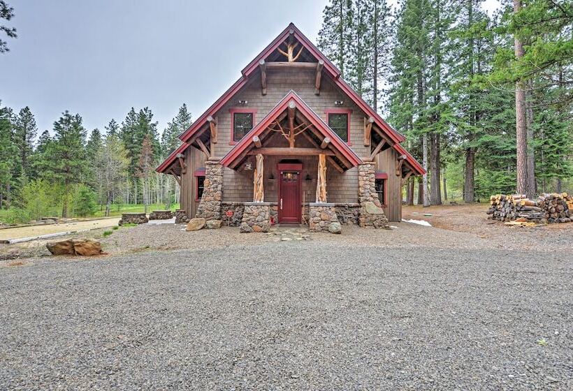 Ashland Lodge W/ Lake Views & Game Room Loft