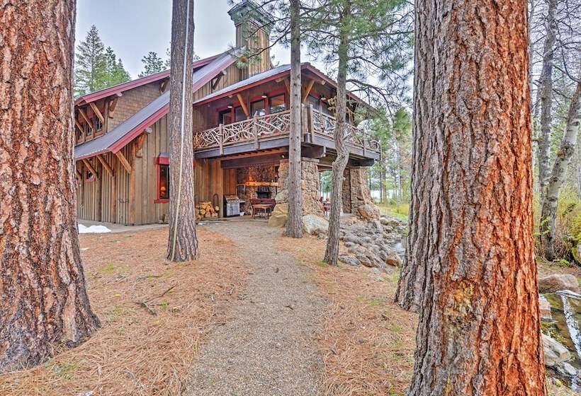 Ashland Lodge W/ Lake Views & Game Room Loft