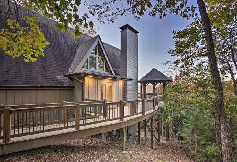 Brevard Chalet W/ Stunning Blue Ridge Mtn Views!