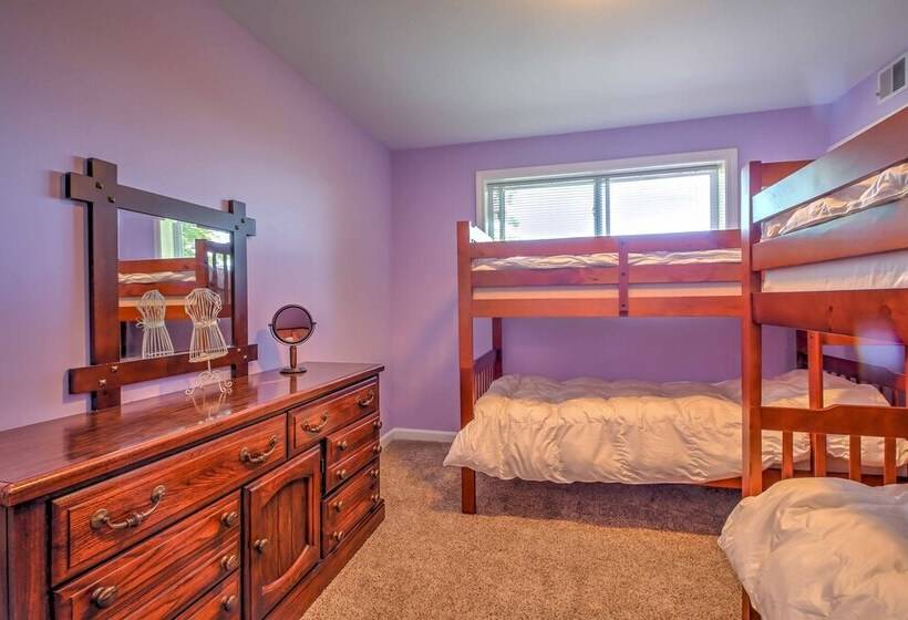 Cannon Mtn Family Retreat W/ Deck, Close To Hiking