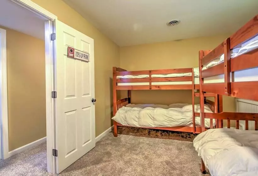 Cannon Mtn Family Retreat W/ Deck, Close To Hiking