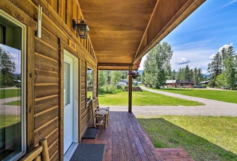 Cozy Cabin W/ Fire Pit & Bbq: 7mi To West Glacier!