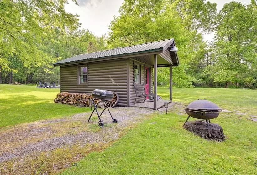 Custom Built Clarklake Cabin: Sauna & Cold Plunge!