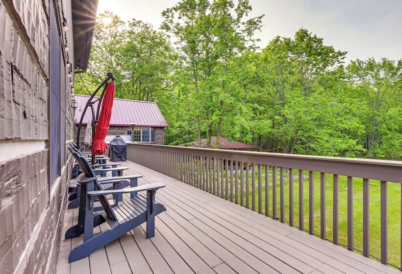 Custom Built Clarklake Cabin: Sauna & Cold Plunge!