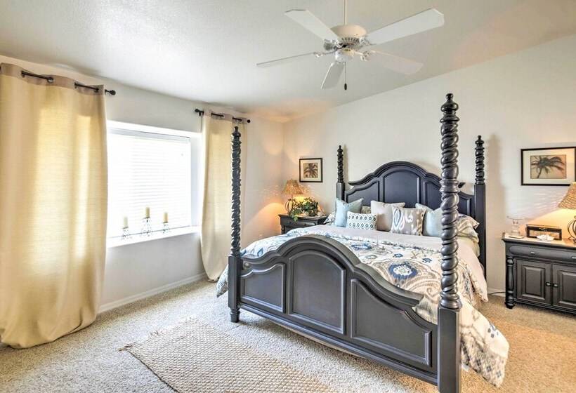 Cozy Lake Havasu City Retreat W/ Deck & Pool Table