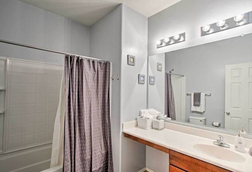 Dog Friendly Arizona Retreat W/ Patio & Grill!