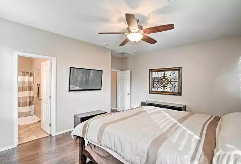 Dog Friendly Arizona Retreat W/ Patio & Grill!