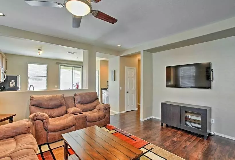 Dog Friendly Arizona Retreat W/ Patio & Grill!