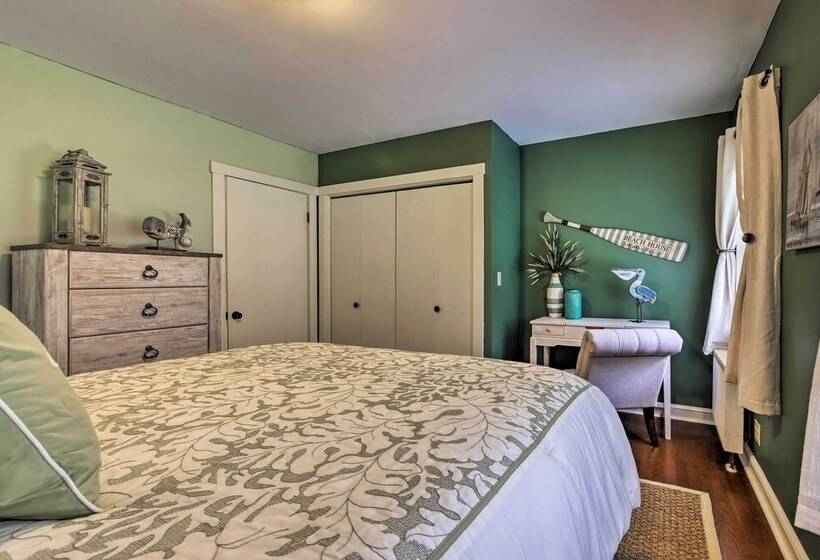 Enchanting Waterfront Sorrento Home W/ Deck!