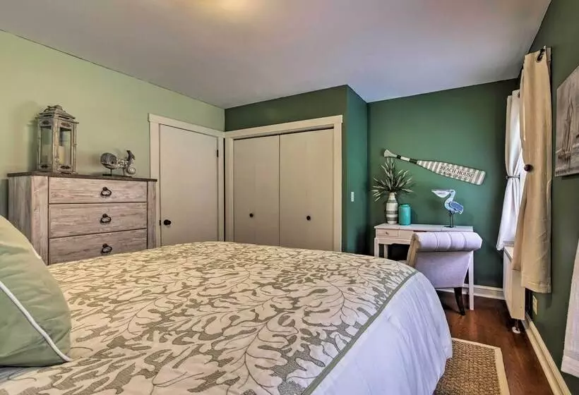 Enchanting Waterfront Sorrento Home W/ Deck!