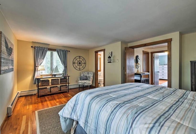 Enchanting Waterfront Sorrento Home W/ Deck!