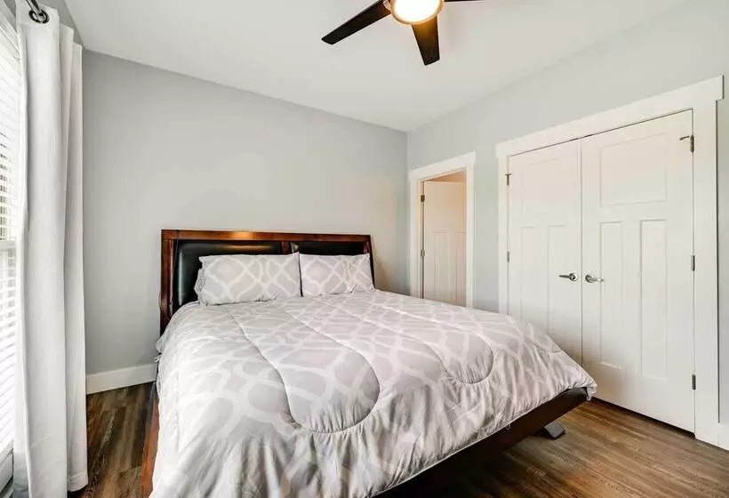 Family Friendly Russell Springs Home W/ Game Room!