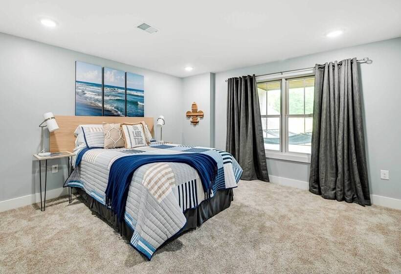 Family Friendly Russell Springs Home W/ Game Room!