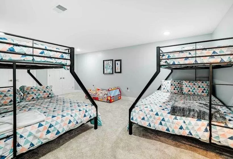 Family Friendly Russell Springs Home W/ Game Room!