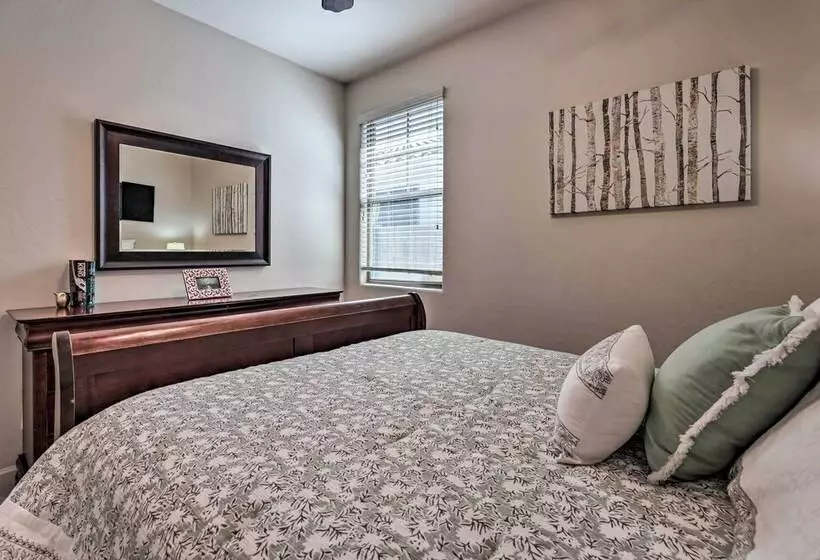 Idyllic Gilbert Abode W/ Private Pool: Near Golf!