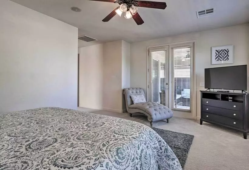 Idyllic Gilbert Abode W/ Private Pool: Near Golf!