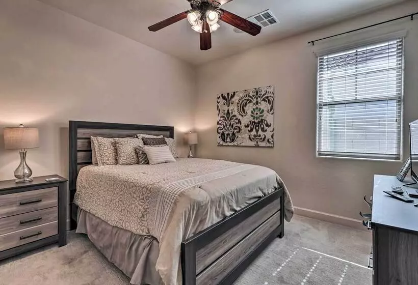 Idyllic Gilbert Abode W/ Private Pool: Near Golf!
