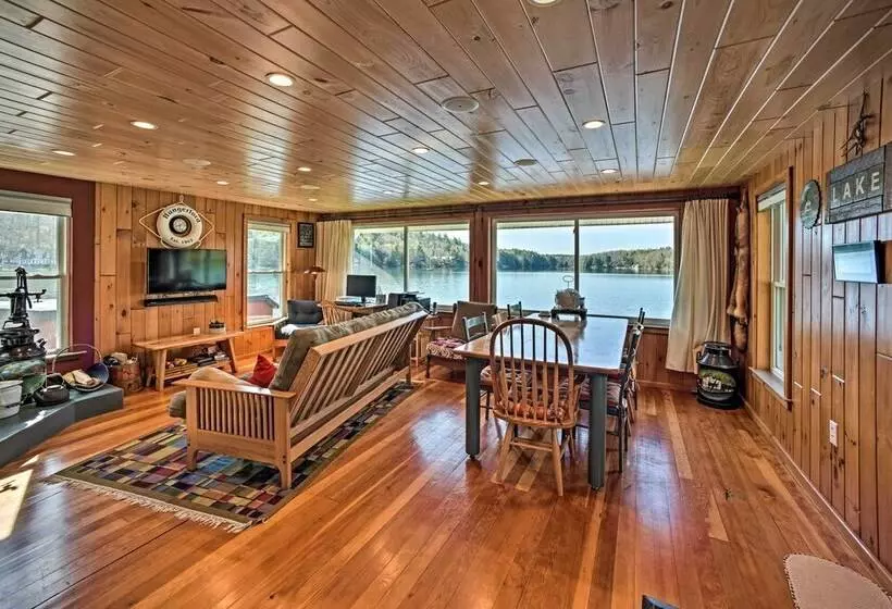 Lakeside Milford Home W/ Fire Pit & Paddleboat