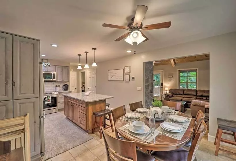 Golf & Resort Amenities: Newland Mountain Cabin