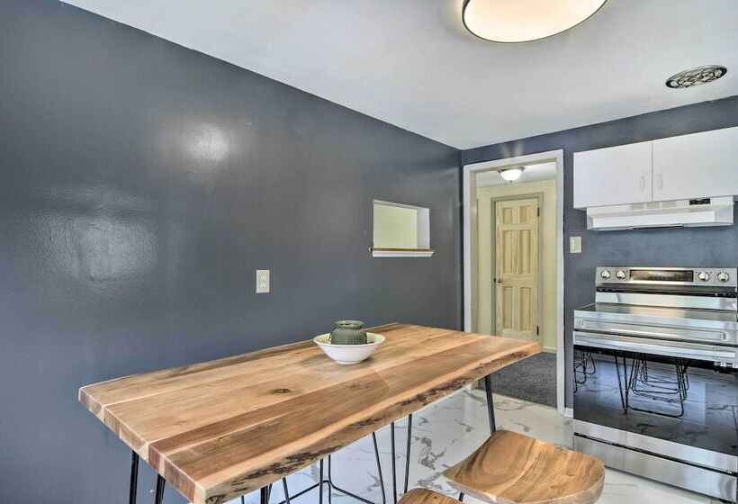 Lovely Buffalo Home, 21 Mi To Niagara Falls