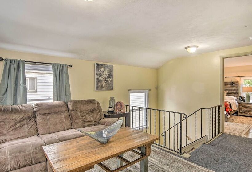 Lovely Buffalo Home, 21 Mi To Niagara Falls