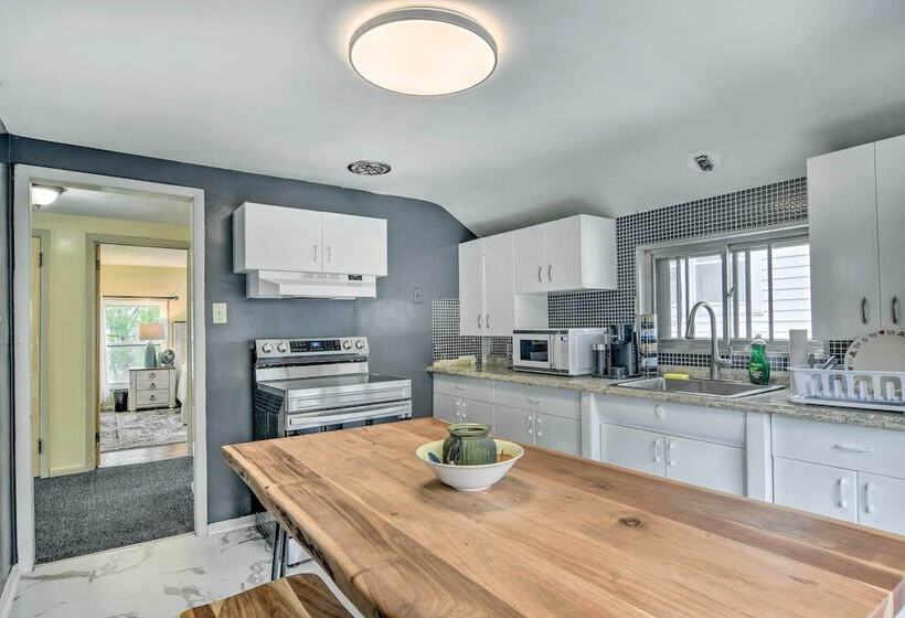Lovely Buffalo Home, 21 Mi To Niagara Falls