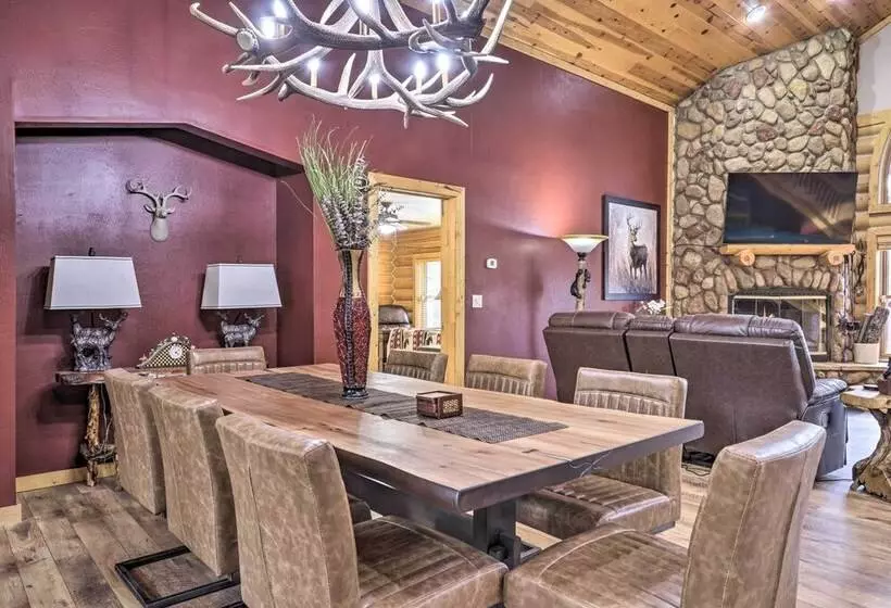 Luxury Show Low Cabin W/ Furnished Deck