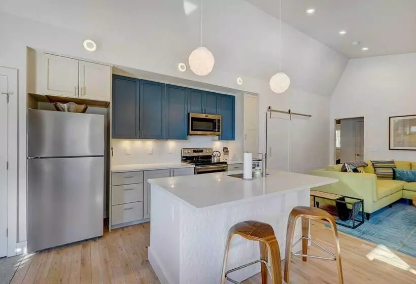 Fireplace & Deck: Modern Cabin In Grand Lake!