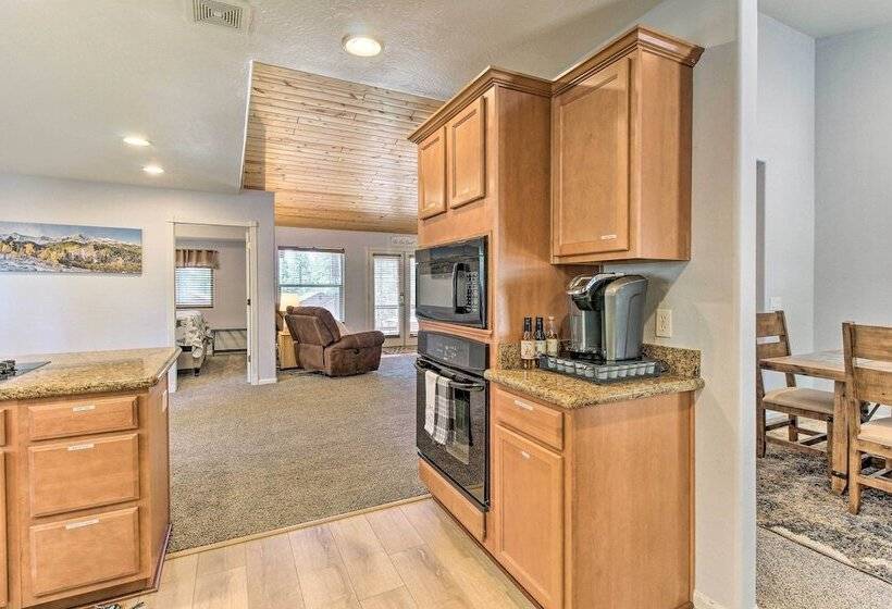 Modern Show Low Cabin Retreat W/ Deck & Grill