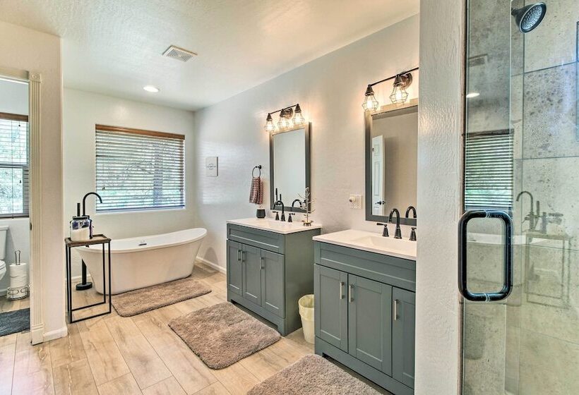 Modern Show Low Cabin Retreat W/ Deck & Grill