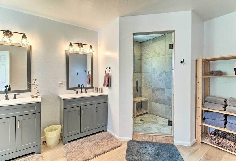 Modern Show Low Cabin Retreat W/ Deck & Grill