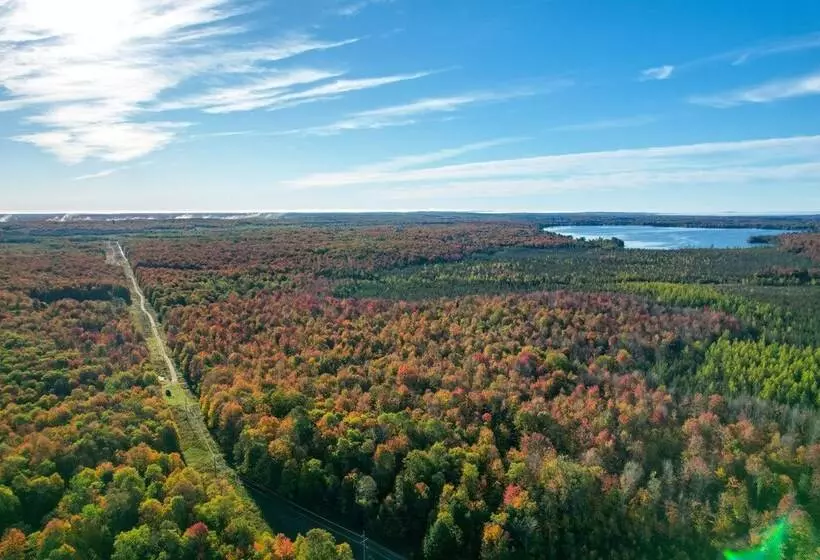 400 Acre Outdoor Enthusiast S Lodge In Mancelona!