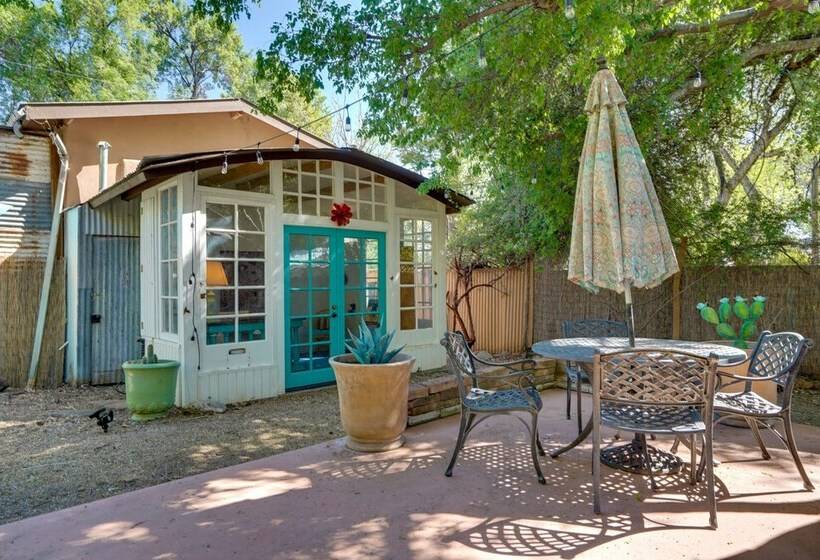 Patagonia Cottage W/ Patio & Yard: Walk To Town!